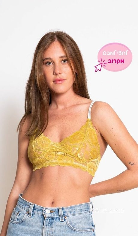 Anna Kourkoulin sexy hd galerie