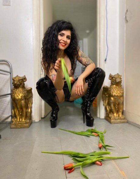 schlampe teen onlyfans freie exklusive fotos