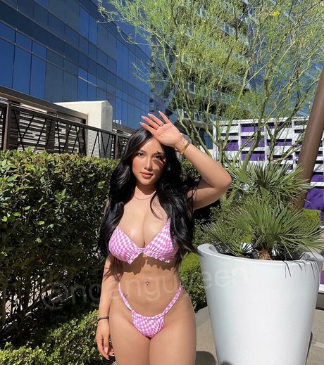 Ngan Nguyen model kostenlose bild