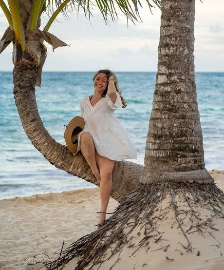 Felicia Hofner schöne perfekte archiv