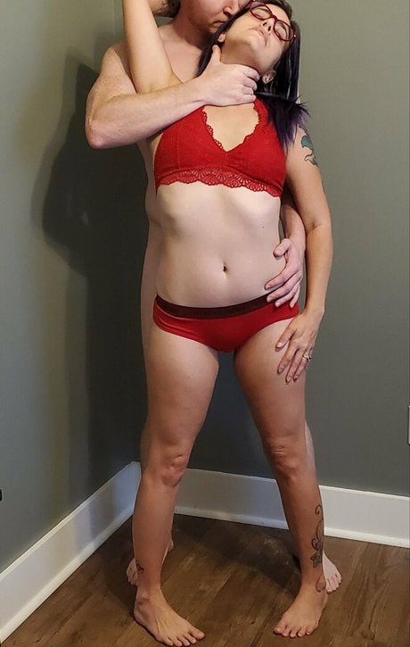 petitetreat_ hübsche erotische fotos