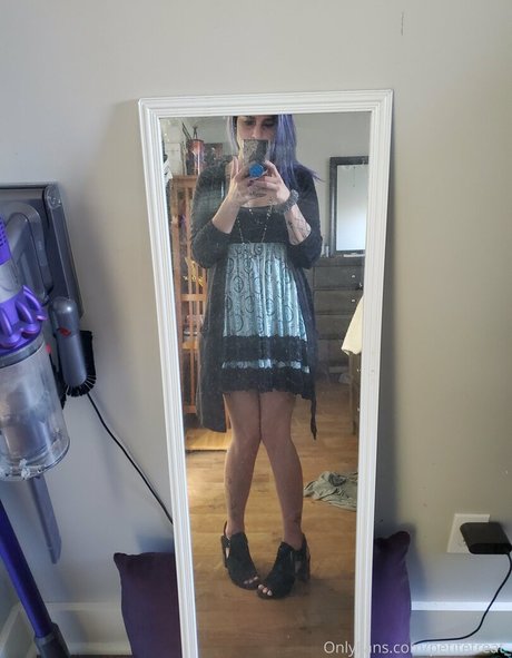 petitetreat_ perfekte nackte foto