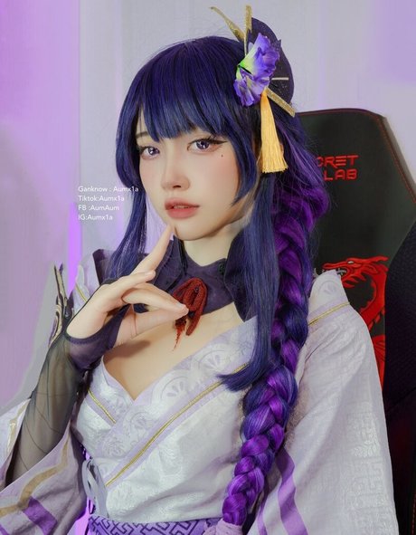 Aumx1a schauspielerin kunst galerie