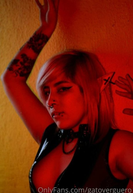 asiatisches teen solo onlyfans kostenlose pornografische bild