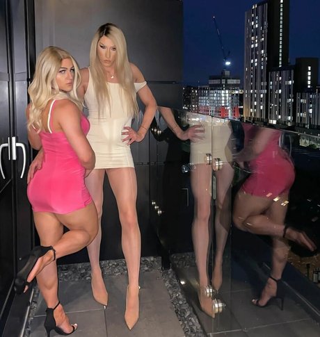 tayrosiee perfekte akt archiv