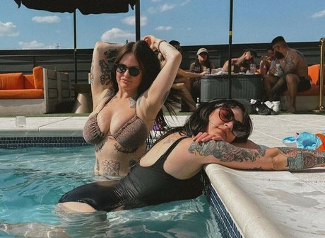 Succulentmami80 nacktheit kostenlose foto