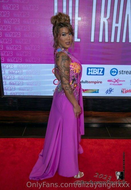 alizayangelxxx top nackten bilder