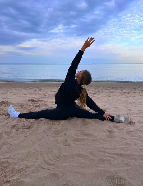 journeywithalora heiße kunst galerie