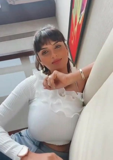 kurvige blonde milf onlyfans beste kunst bild