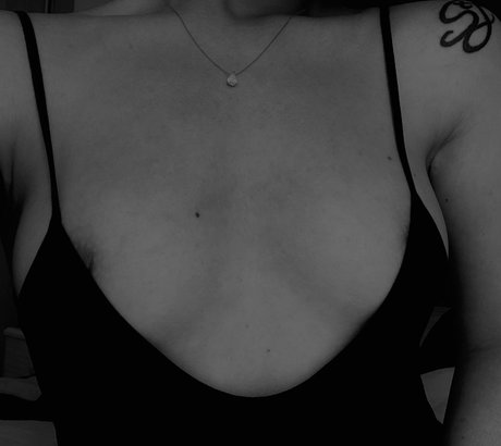 deepthroat teen onlyfans heiße top bilder