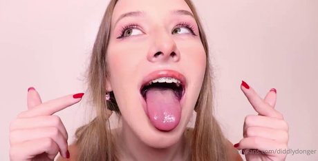 Diddly ASMR freie xxx foto