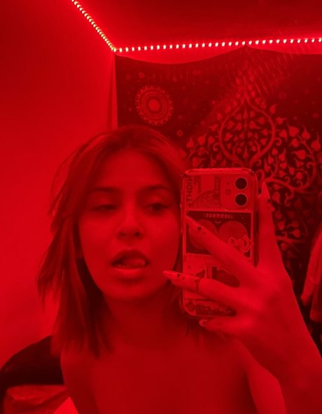 deathpussys exklusive perfekte bilder