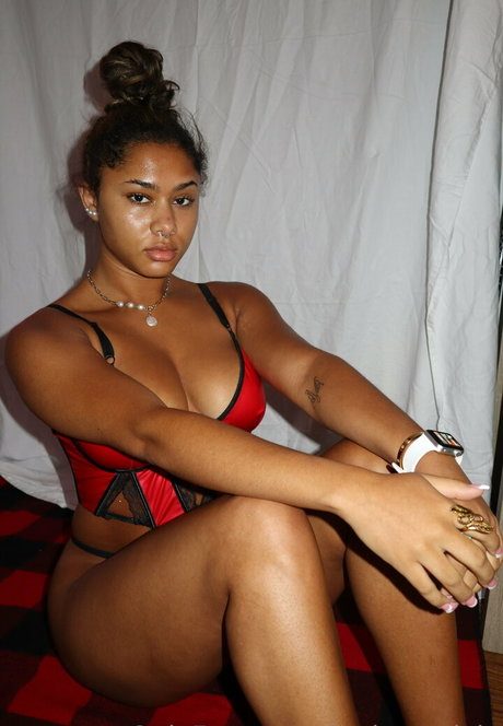 katieswrdvip heiße porno bilder