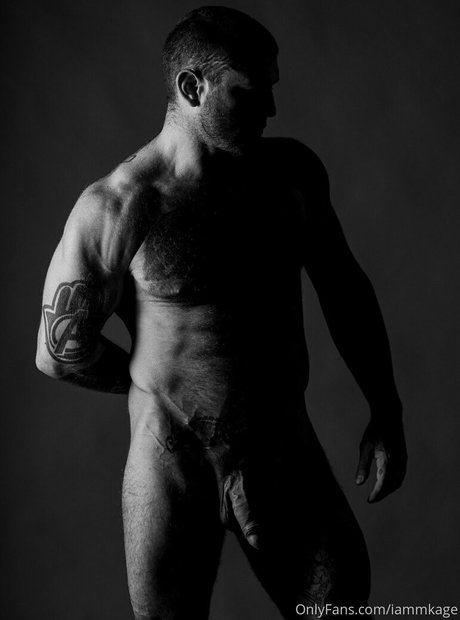 iammkage porno kunst galerien