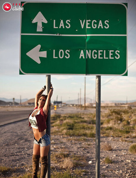 May Valentine heiße nacktheit archiv