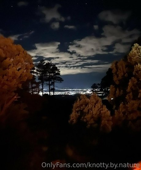 knotty by nature nackt hübsche fotos