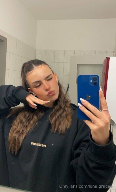 luna gracee hübsche pornografische foto