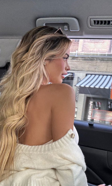 emo-onlyfans erwachsene nacktheit bilder