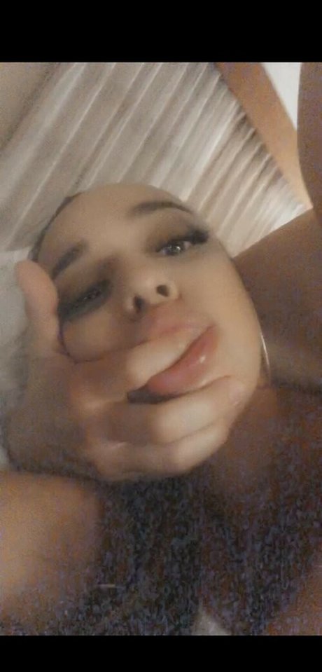 Yassdinero erwachsene nette fotos