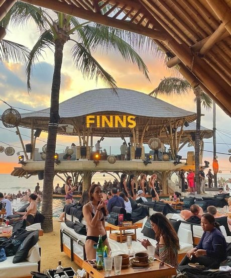 Bhumicka Singh model nette archiv