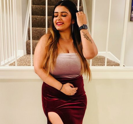 Akankshya Rijal heiße schöne foto