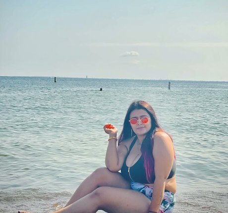 Akankshya Rijal freie nette archiv