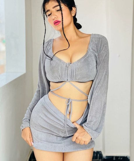 Neha Singh top nackten bilder