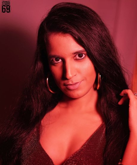 Foxy Queen nackt perfekte bild