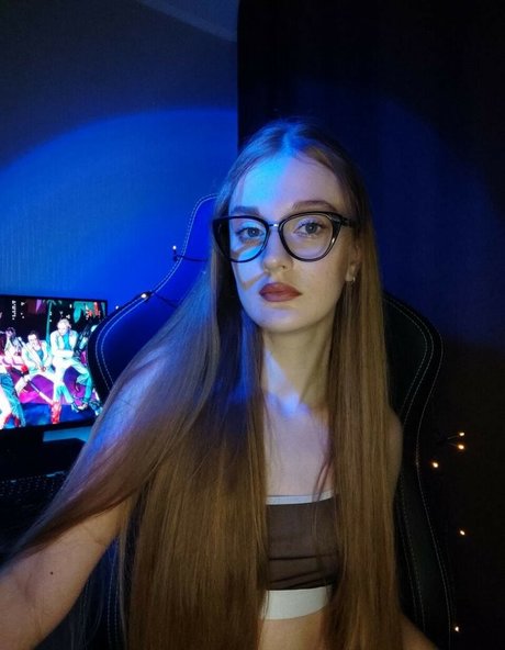 gracyestus schauspielerin erwachsene archiv