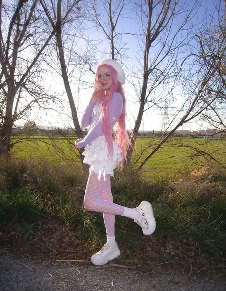 misspetitemay xxx nackt fotos