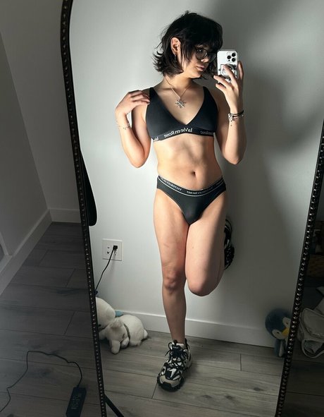 KianaVi beste nackten galerien