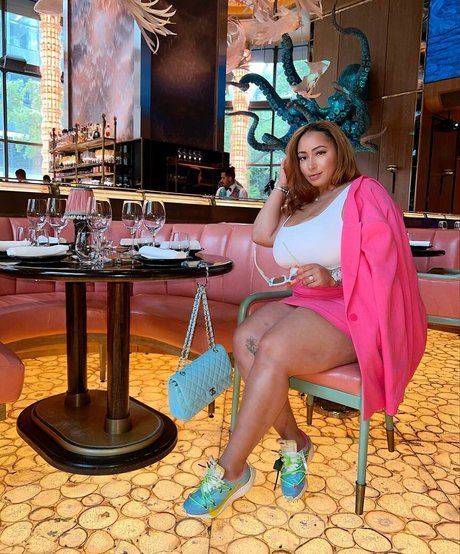 Tylea hübsche akt galerien