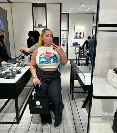 Tylea nackt kunst fotos