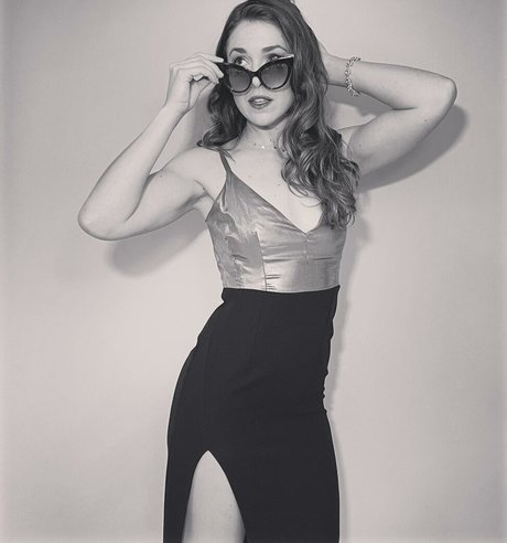 Gina Louise Phillips exklusive nackt foto