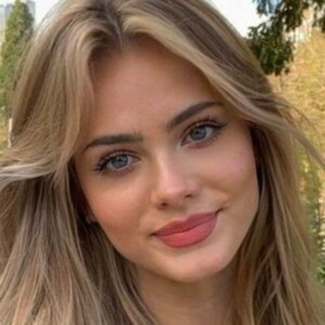 Sara Crumbleleg kostenlose nacktheit foto