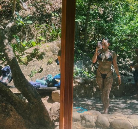 La irais model freie galerie