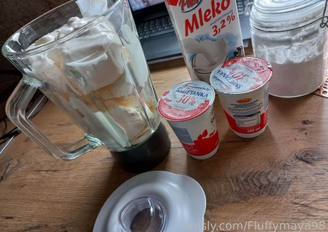 Fluffymaya98 hd nackt foto