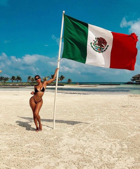 Ivette Saucedo pornostar nackte galerien