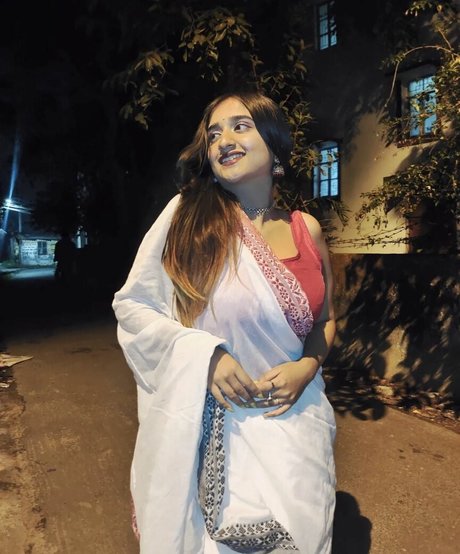 Ruchika Tandon sexy freie fotos