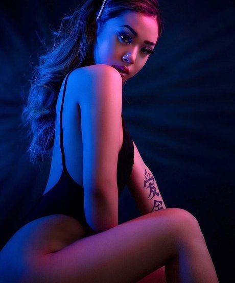 Thailiian porno nackte foto