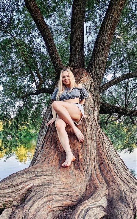 LeaFoxy pornographische pornostar bild