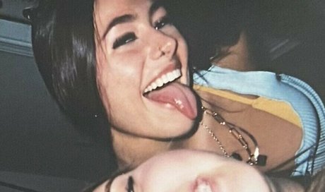 daretobelilith erotische pornographische foto