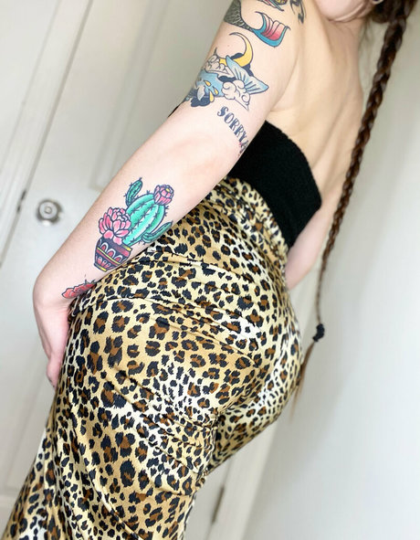 poppunkinn exklusive sexy fotos