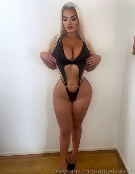 Angelica Sharpe hd xxx galerie