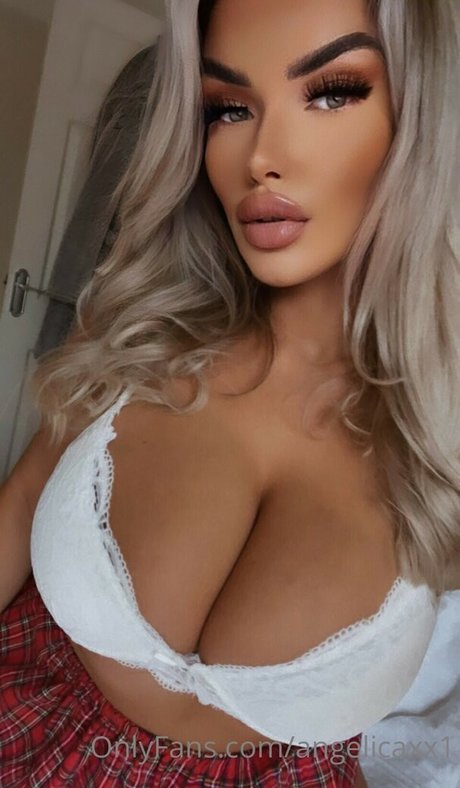 Angelica Sharpe top sex archiv