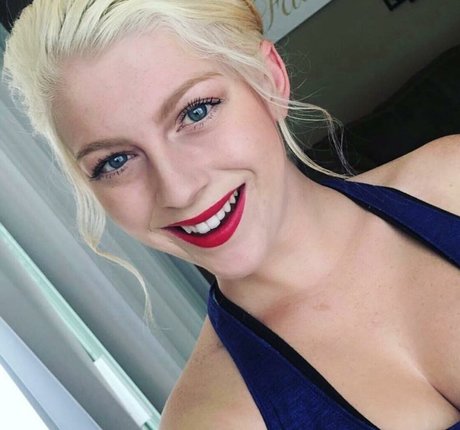 Jessica H top schöne foto