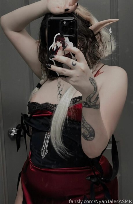 NyanTalesASMR model nackten foto