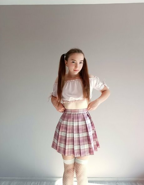 Ember Hall sexy exklusive fotos