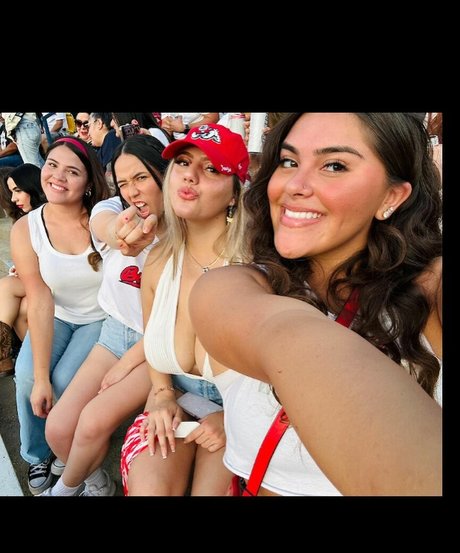 Inez Curiel heiße erwachsene galerien