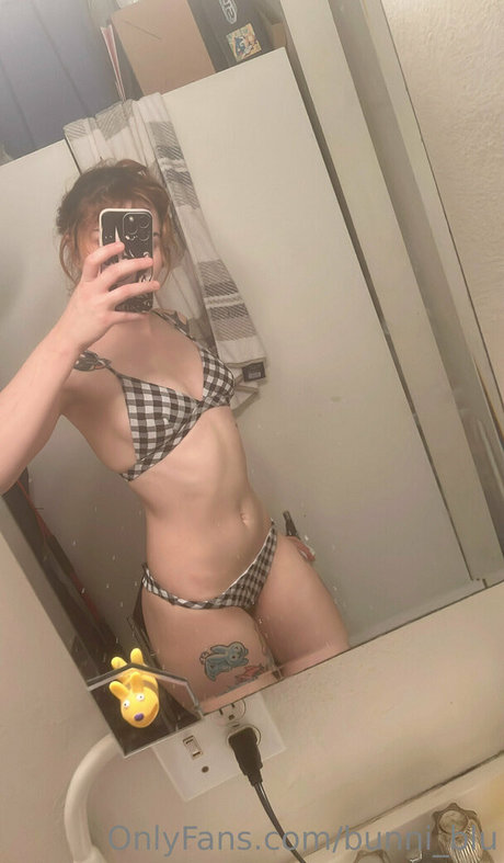 bunni blu perfekte erwachsene galerie